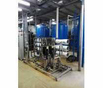 饮水设备全解析 产品类型、选购指南与市场趋势