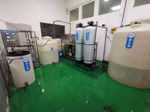 食品加工用纯水设备 全自动净水系统与1吨反渗透净化水装置价格解析
