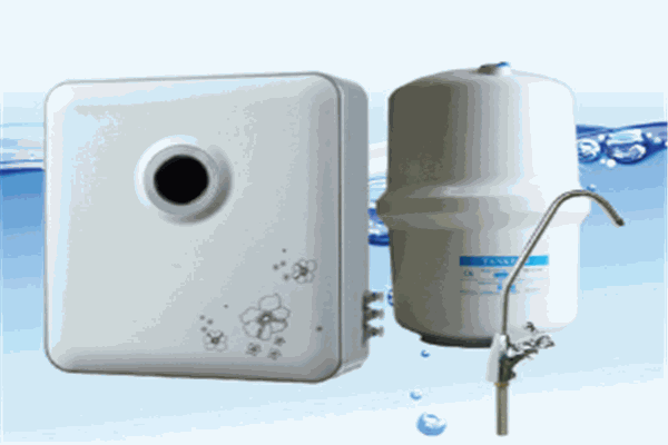 德晨特净水器 守护家庭饮水健康的智能净水设备